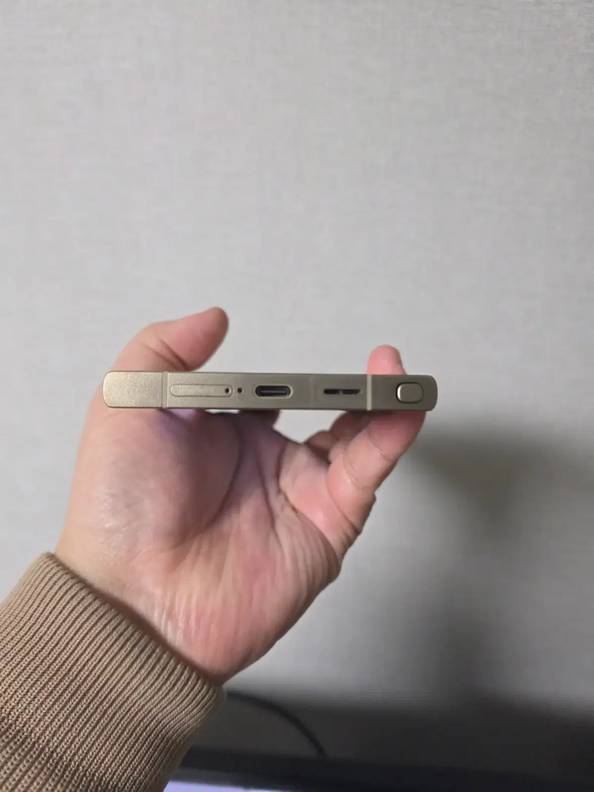 thumbnail-5